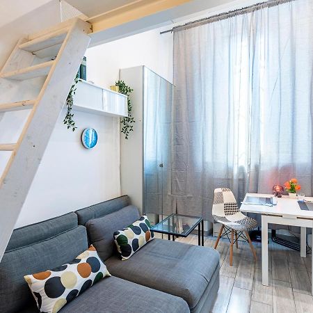 Desana Studio Apartment Turin Bagian luar foto