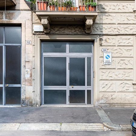 Desana Studio Apartment Turin Bagian luar foto