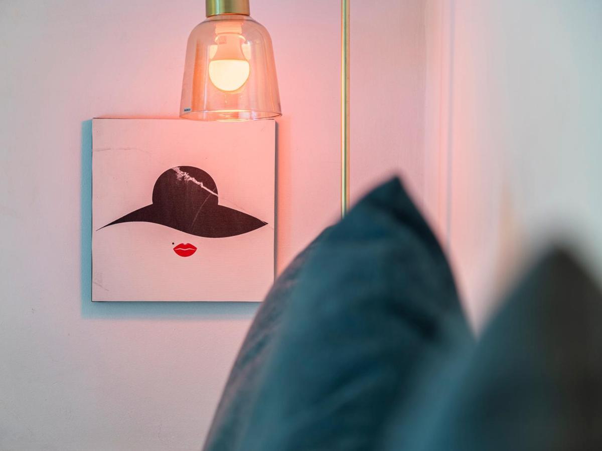 Desana Studio Apartment Turin Bagian luar foto