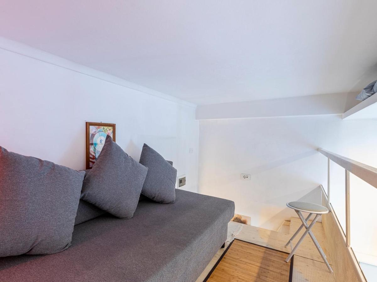 Desana Studio Apartment Turin Bagian luar foto